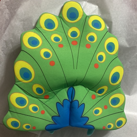 Vee Friends Collectible Plush - Picture 6 of 6